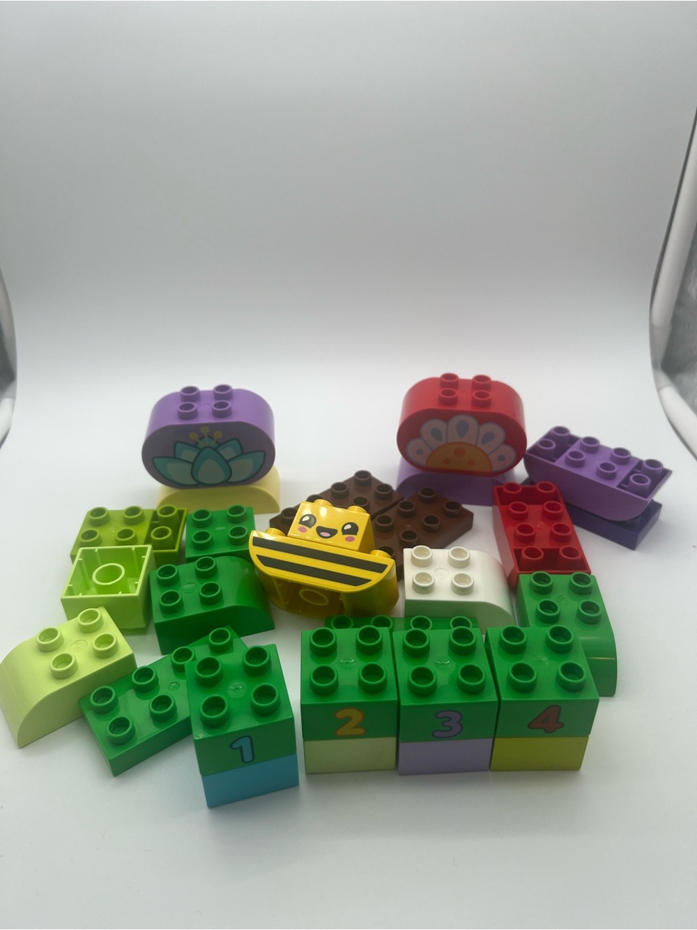 LEGO DUPLO Creative Garden & Flowers - with Numbers blocks - Toddler Toy